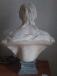 Artista anonimo - Donna classica
