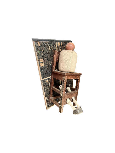 Scultura assemblage di Daniel Spoerri