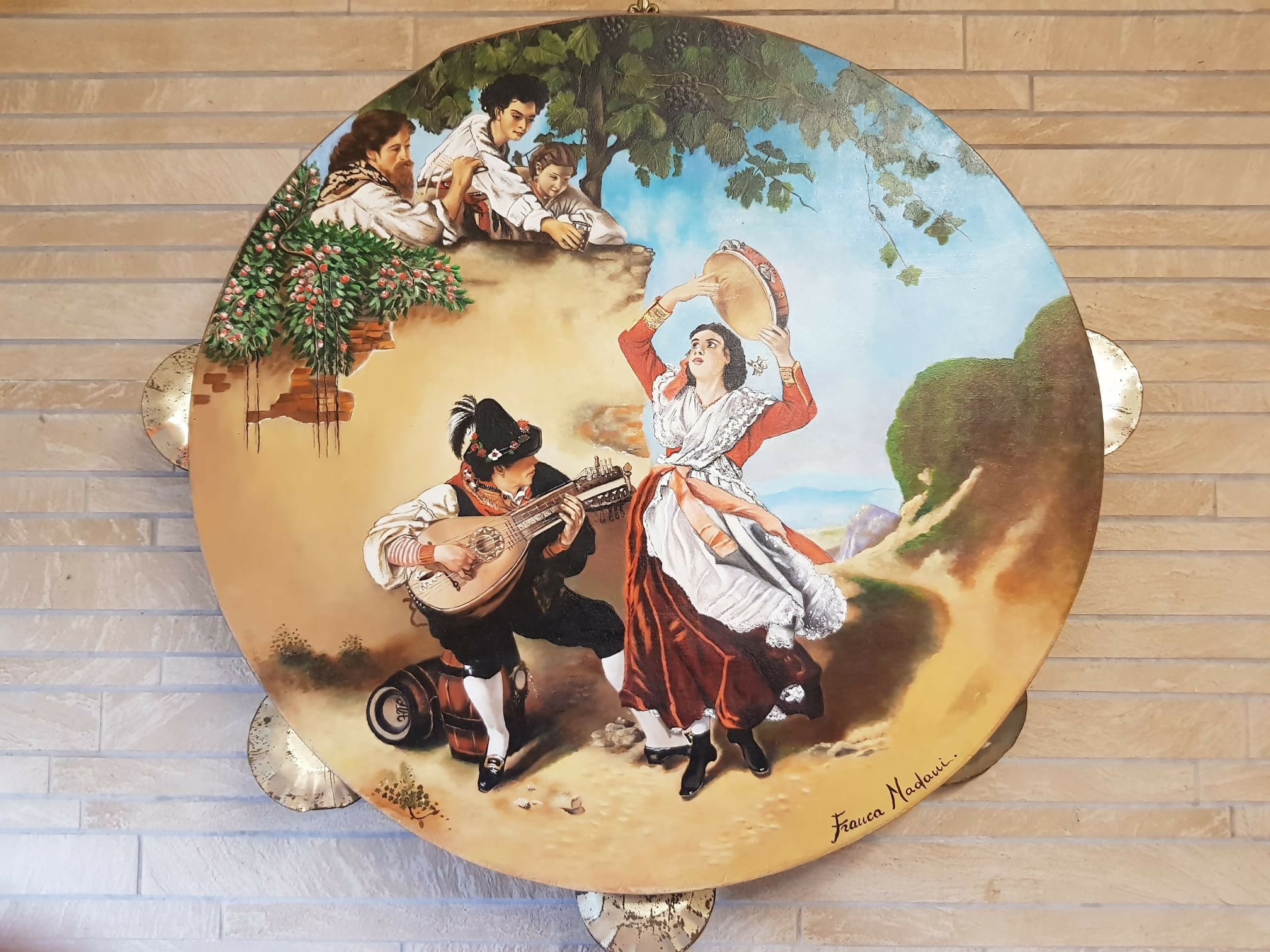 Pandereta antigua "bailarina"