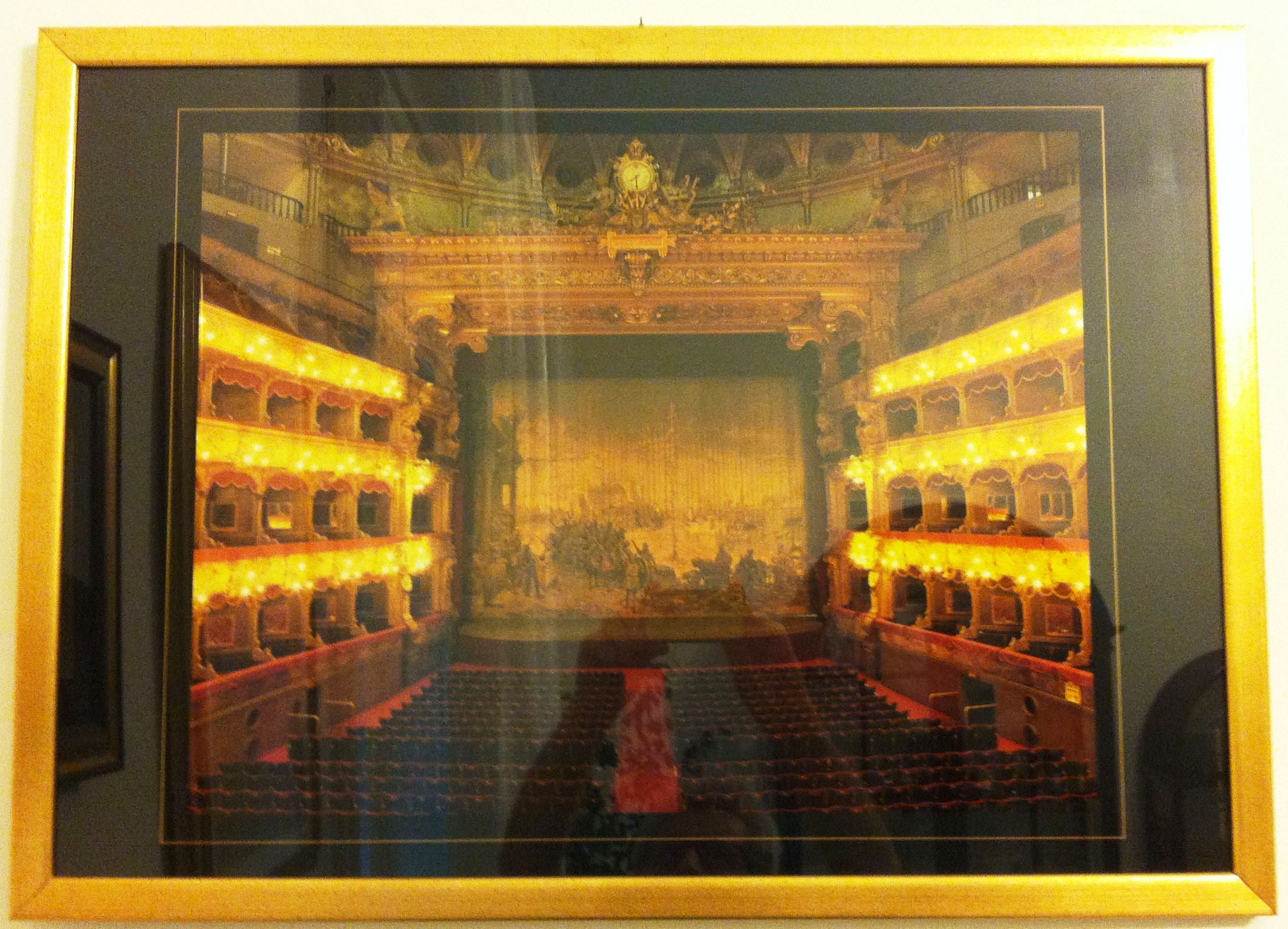 Lote de 4 estampas del Teatro Petruzzelli