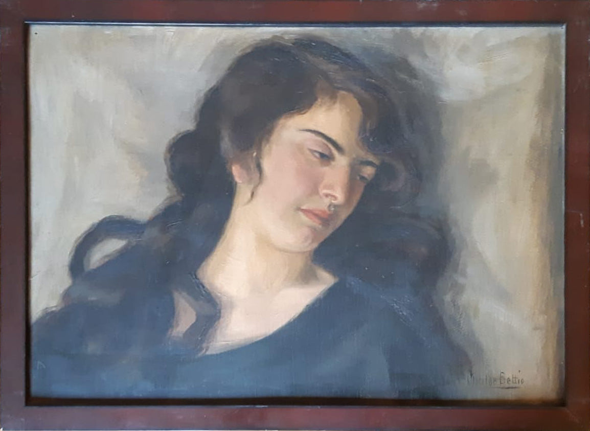 Matilde Bettio - Donna con capelli lunghi e castani