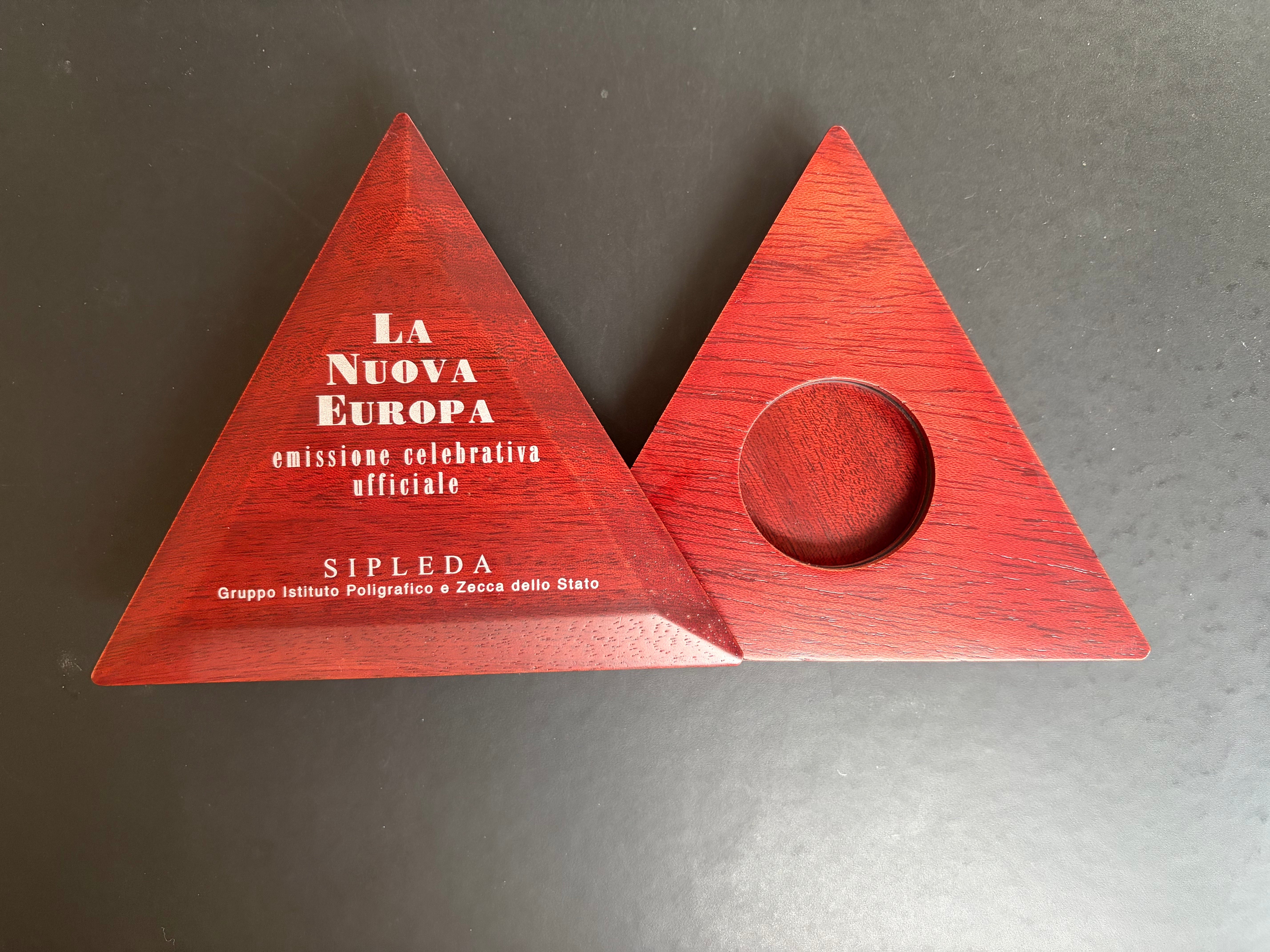 La Nuova Europa - Ipzs