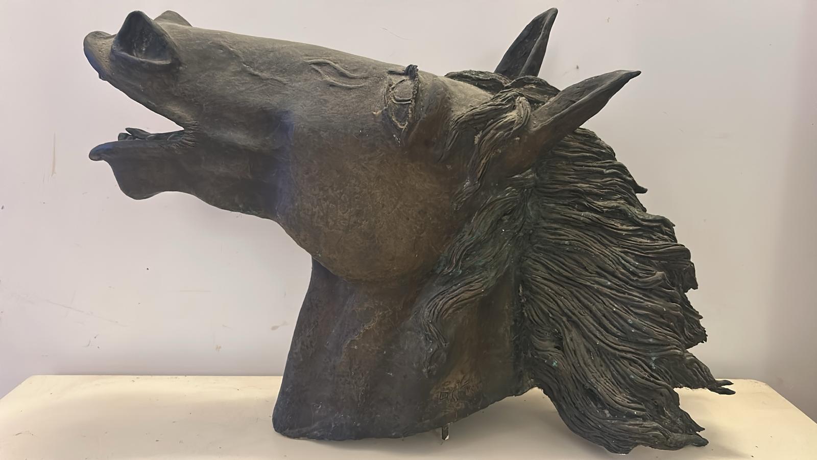 Antonio Cotigni - Untitled (Manes to the Sky)