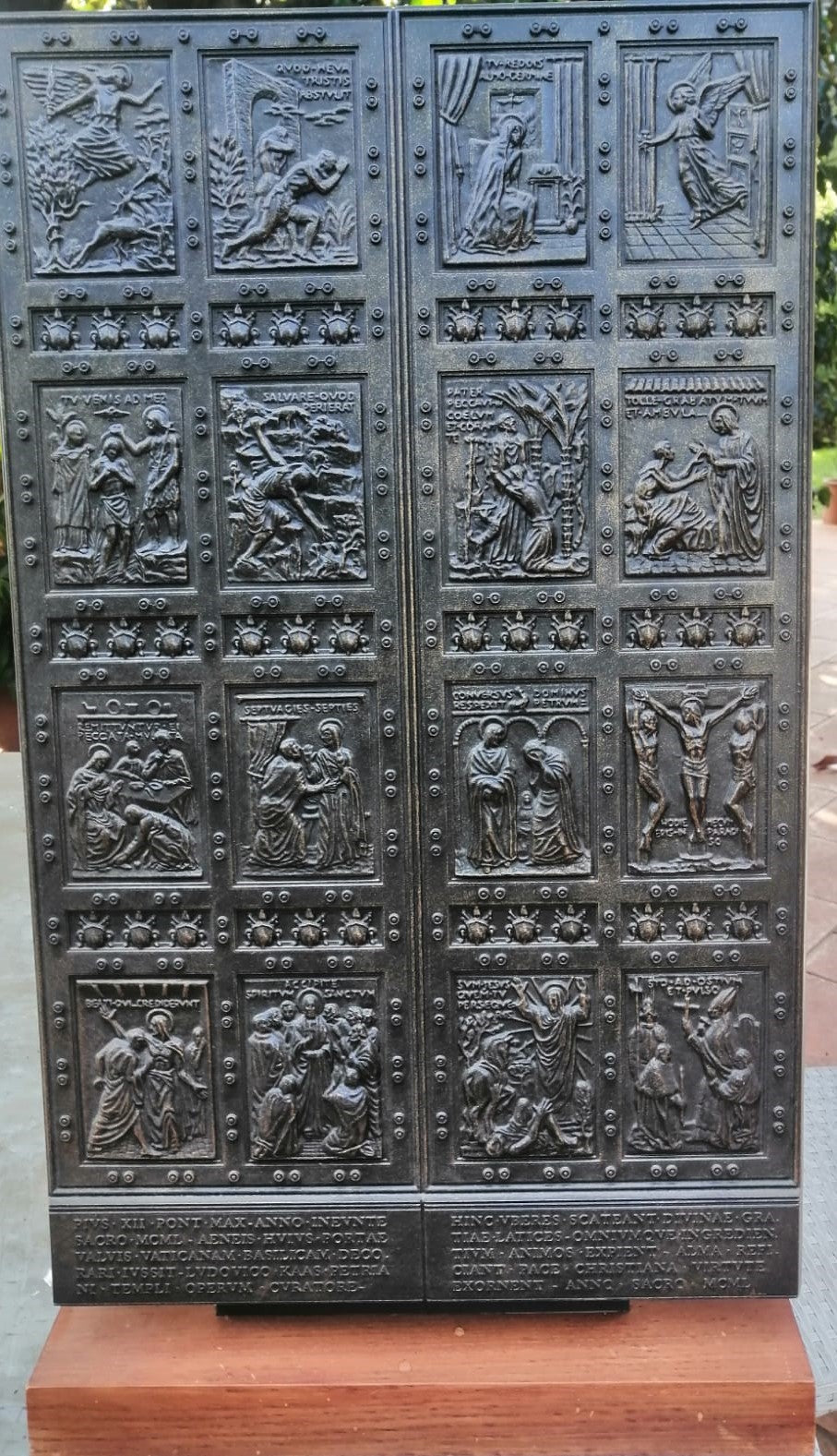 PORTA SANTA -EDITALIA - TRIBUTO A VICO CONSORTI