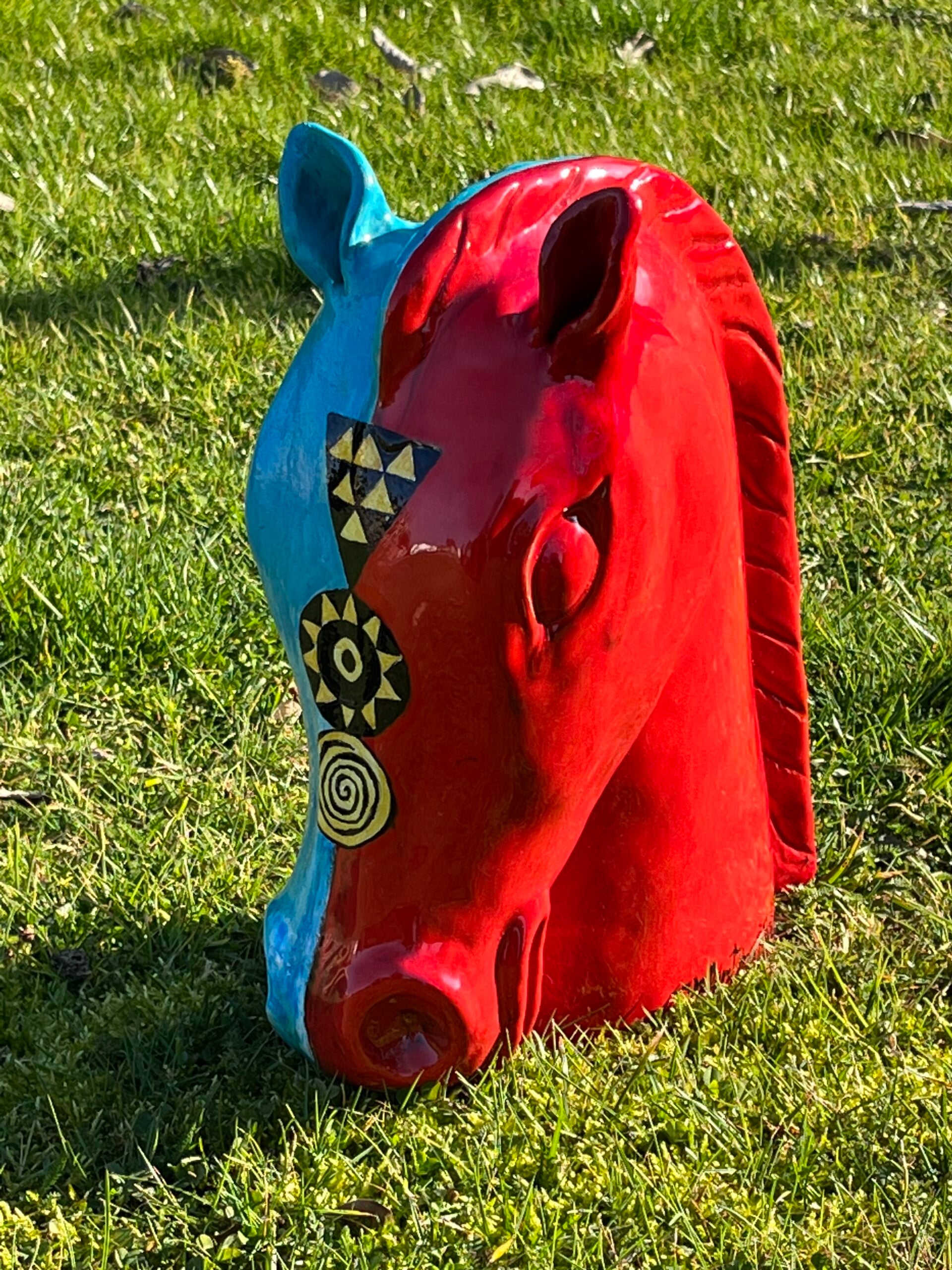 Valentina Saracino - Red and blue horse