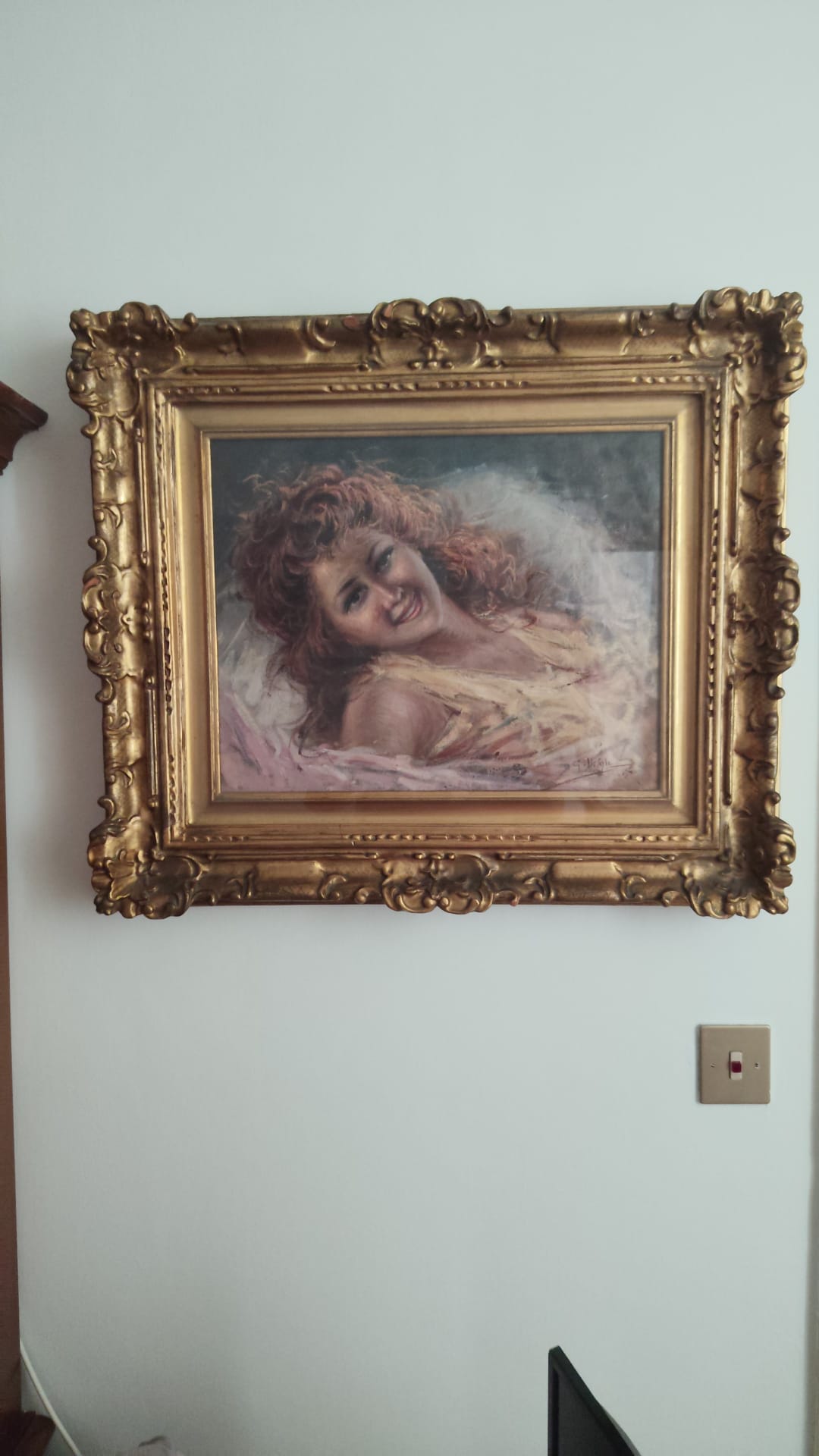 Senza titolo (Ritratto di giovane donna sorridente) di Gaetano Vitale, olio su tela
