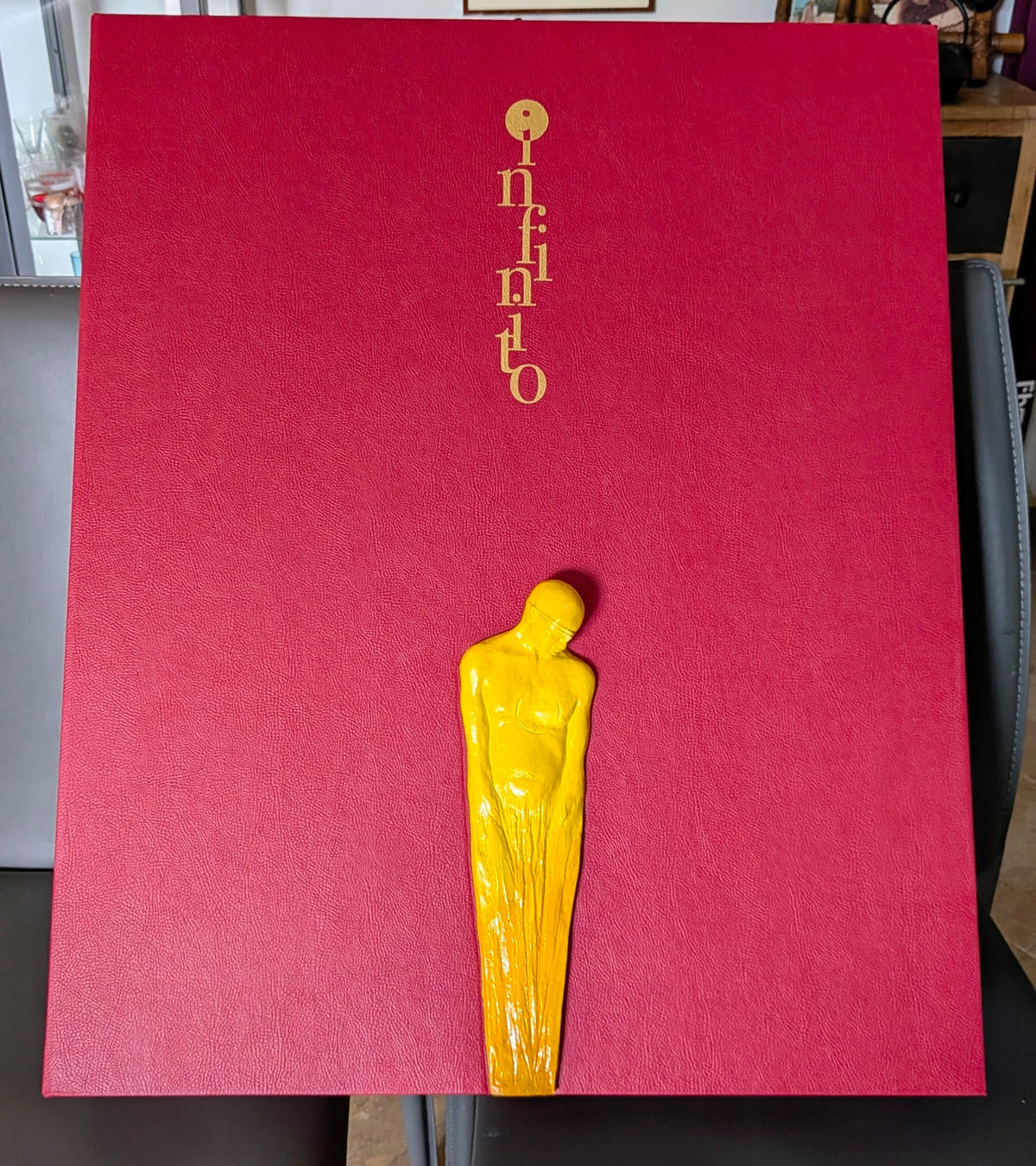 Infinito di Ciro Palumbo/ Luca Cantore, editoria di pregio