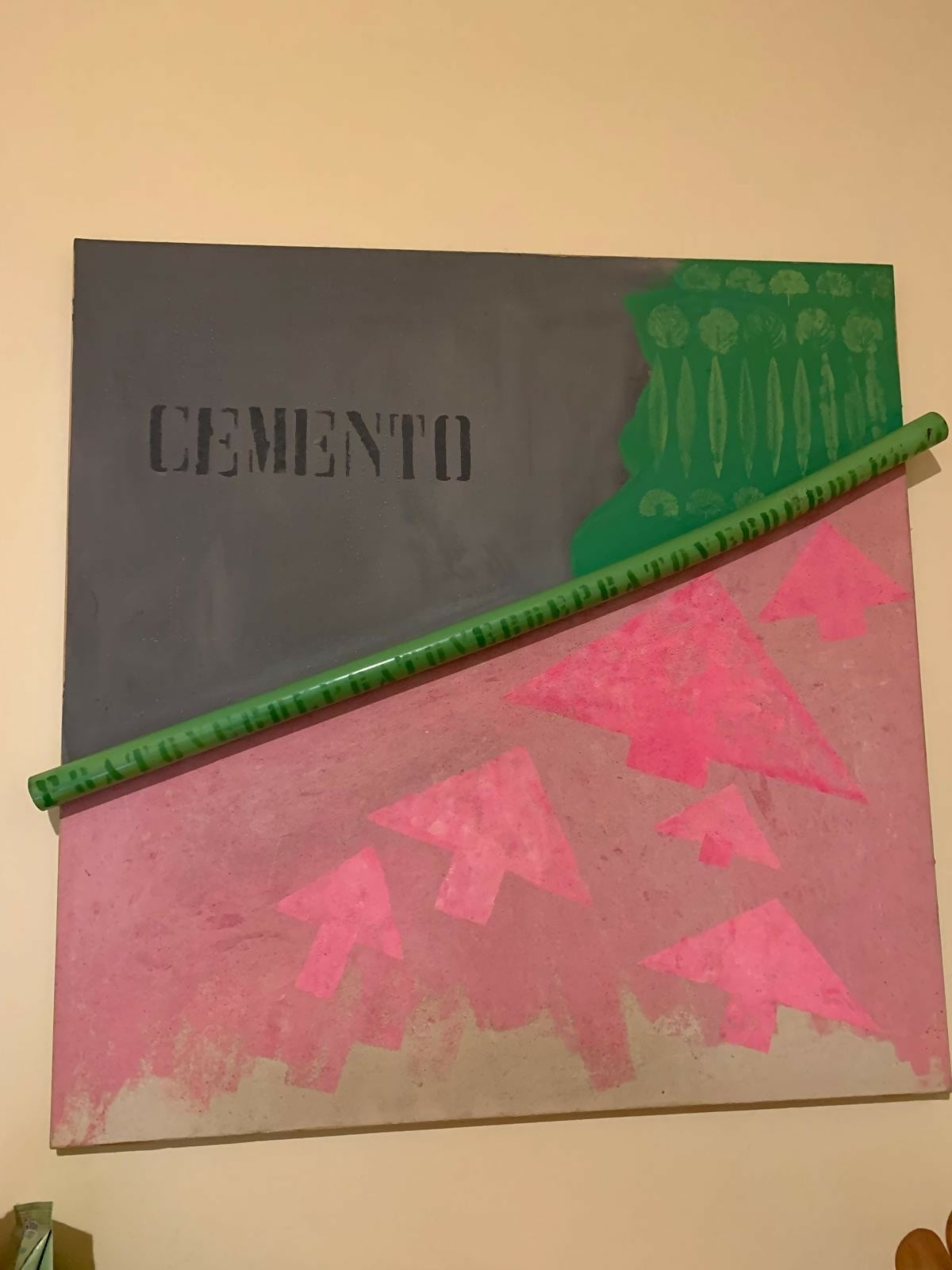 Cemento, opera in tecniche miste su tela di Maurizio Ramponi